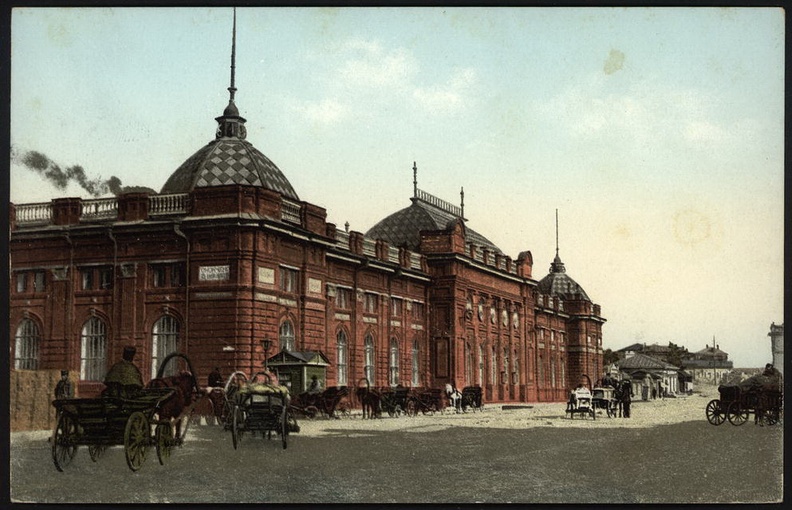 Здание Первого Общественного собрания города Иркутска построено в 1890–1891 (первая очередь) и в 1902 (вторая). Архитектор В. А. Рассушин. Находится по адресу: ул. Ленина, 23. В настоящее время в здании размещается Иркутская областная филармония. 40abc750519d.jpg