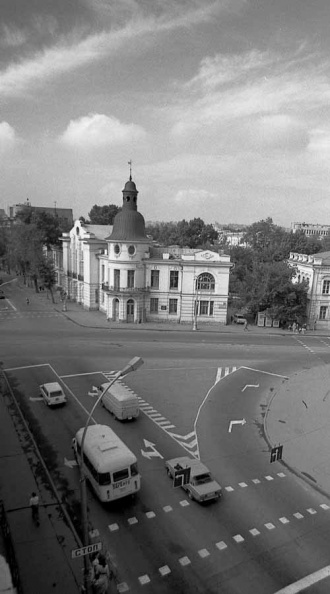 Главный перекресток. Иркутск, 1987 год. Перекресток улиц Ленина и К-Маркса. - Главный перекресток. Иркутск 1987 год. Перекресток улиц Ленина и К-Маркса..jpg Главный перекресток. Иркутск 1987 год. Перекресток улиц Ленина и К-Маркса..jpg