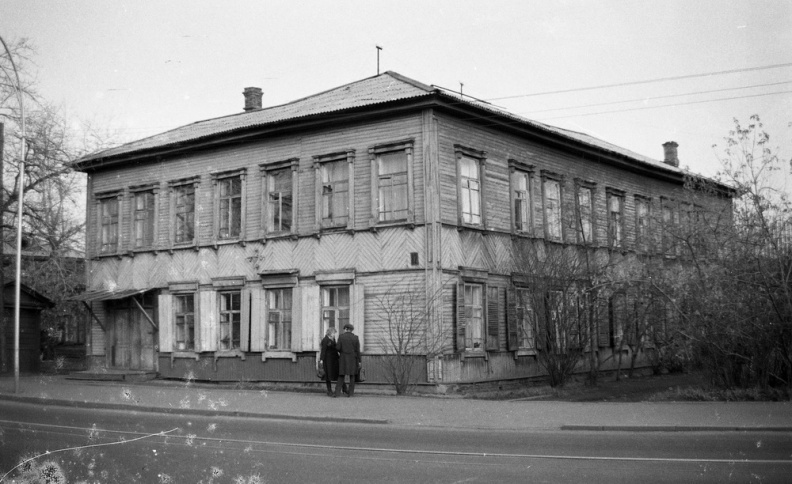 Иркутск. Улица Чкалова. 1980-е - i161.jpg i161.jpg