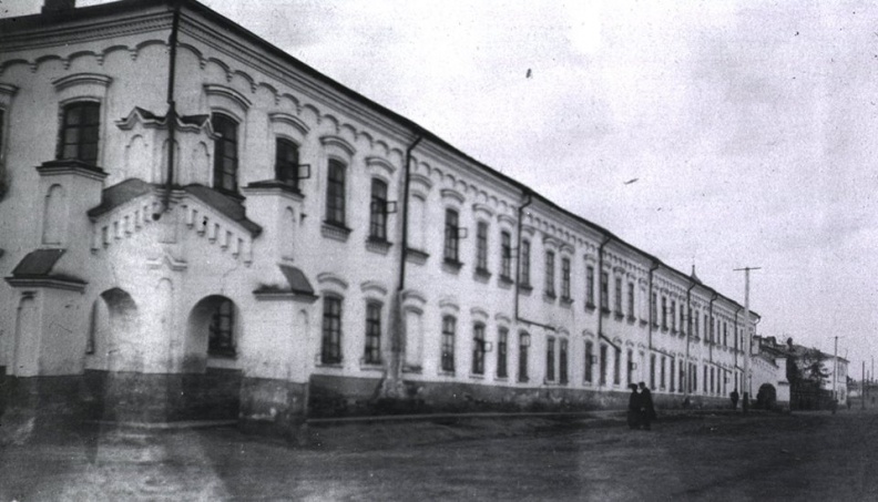 Иркутский военный госпиталь. 1905 - Irkutsk_military_hospital_1905(1).jpg Irkutsk_military_hospital_1905(1).jpg
