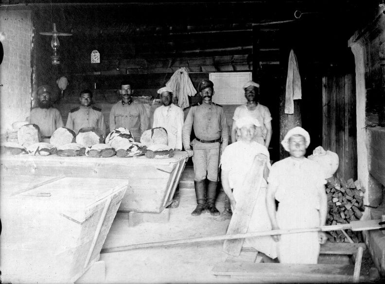 Лагерь для военнопленных (ныне Трактовая 14Б). 1916 - 9.jpg 9.jpg