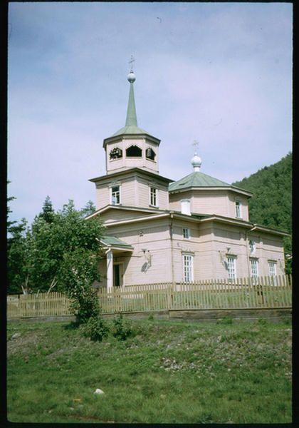Село Николы на Байкале