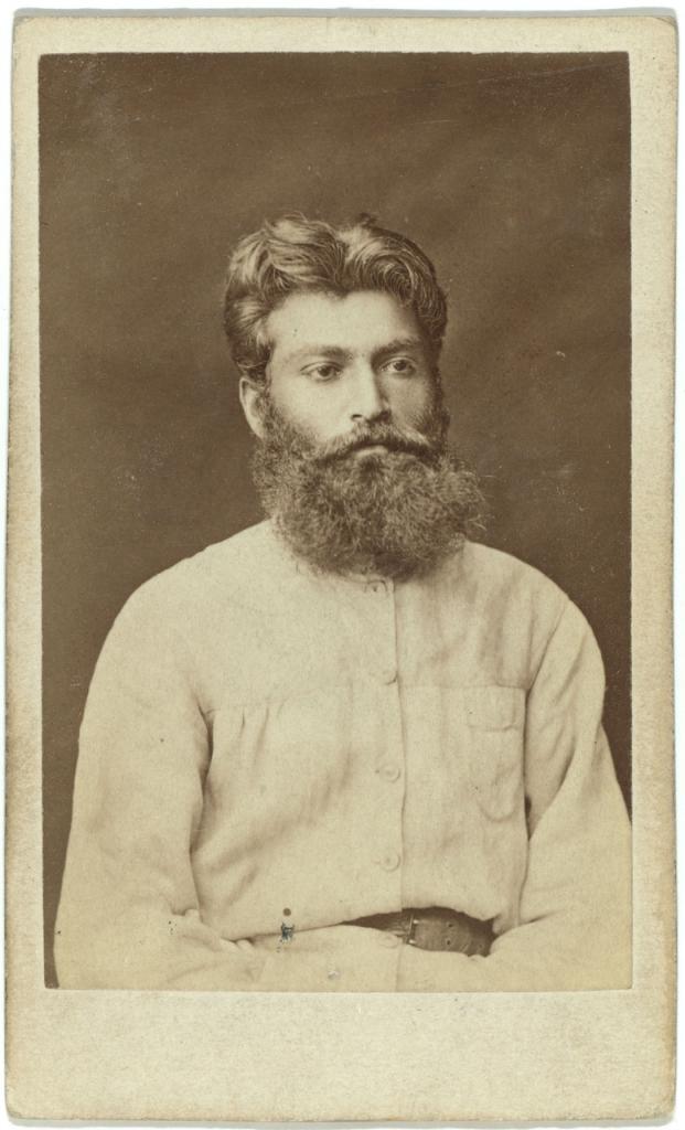 Кардашов. Он был одним из трех политических ссыльных, живущих в Селенгинске, которых Кеннан посетил в октябре 1885 года. Кардашов отбывал уголовное наказание на золотых рудниках Кары.
