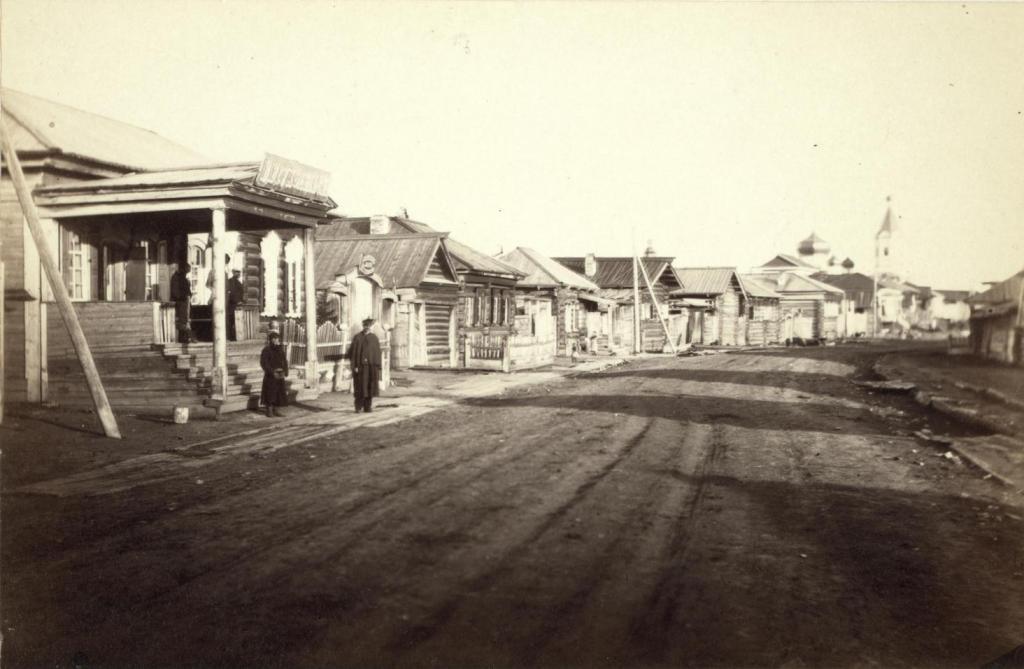 Иркутск. Городская улица 1885