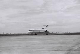 Первая посадка ТУ-154 25 августа 1988 г. 