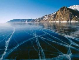 Лед Байкала.