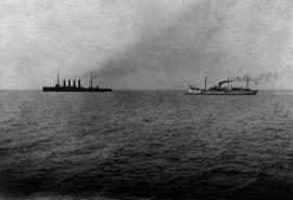 «Варяг» и «Кореец» идут в бой, 9 февраля 1904