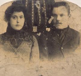 Кофман Л. Е. с женой . Ок. 1897 г. Иркутск. Из семейного архива Кофман-Петуховой Л.А.