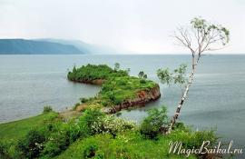 Мыс Шаманский (Айха-Шулун). Южный Байкал, залив Култук.