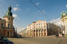 Угол улиц Ленина и К. Маркса