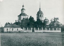 И.С. Бечевин жил в приходе Тихвинской церкви, построенной на его средства. На фото: Тихвинская церковь, до 1917