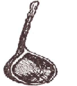 Ложка кайяк вырезана из цельного куска дерева. Имеет традиционную яйцевидную форму черпательной части и тонкую прямую рукоять.